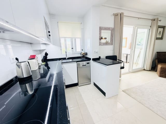 2 slaapkamer Huis te koop in La Torre Golf Resort, Torre-Pacheco met zwembad - € 215.000 (Ref: 9900025)