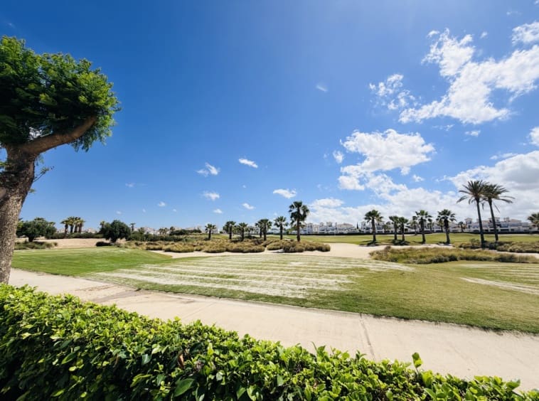2 quarto Casa em Banda para venda em La Torre Golf Resort com piscina - 215 000 € (Ref: 9900025)