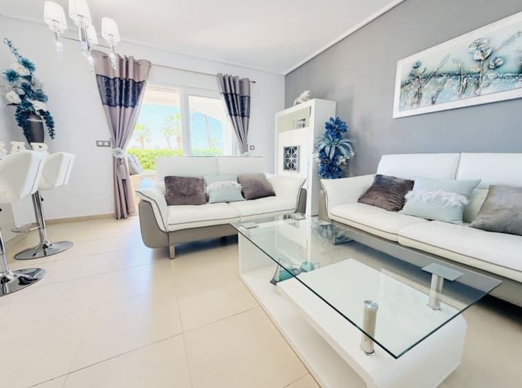 2 soverom Hus til salgs i La Torre Golf Resort - € 255 000 (Ref: 9900026)