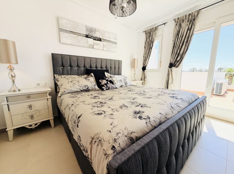 2 soverom Hus til salgs i La Torre Golf Resort - € 255 000 (Ref: 9900026)