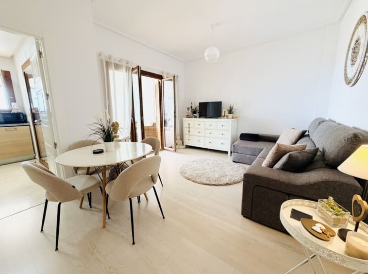 2 chambre Appartement à vendre à El Valle Golf Resort avec piscine - 198 000 € (Ref: 9912410)
