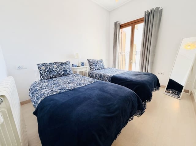 Apartamento de 2 habitaciones en El Valle Golf Resort, Murcia ciudad en venta con piscina - 198.000 € (Ref: 9912410)