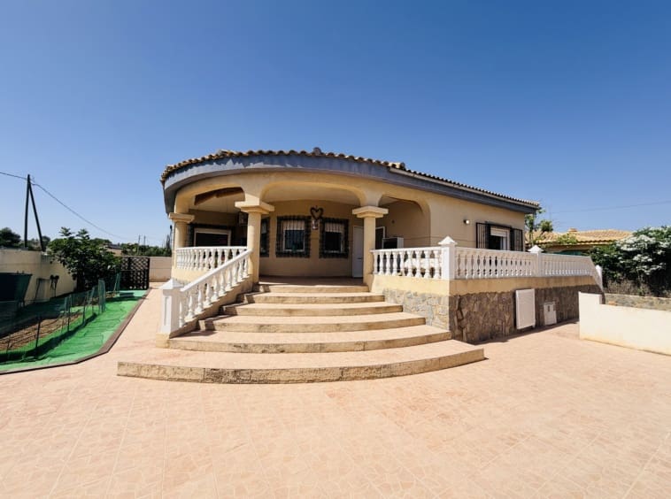 3 Zimmer Villa zu verkaufen in Valle del Sol mit Pool - 250.000 € (Ref: 9930044)