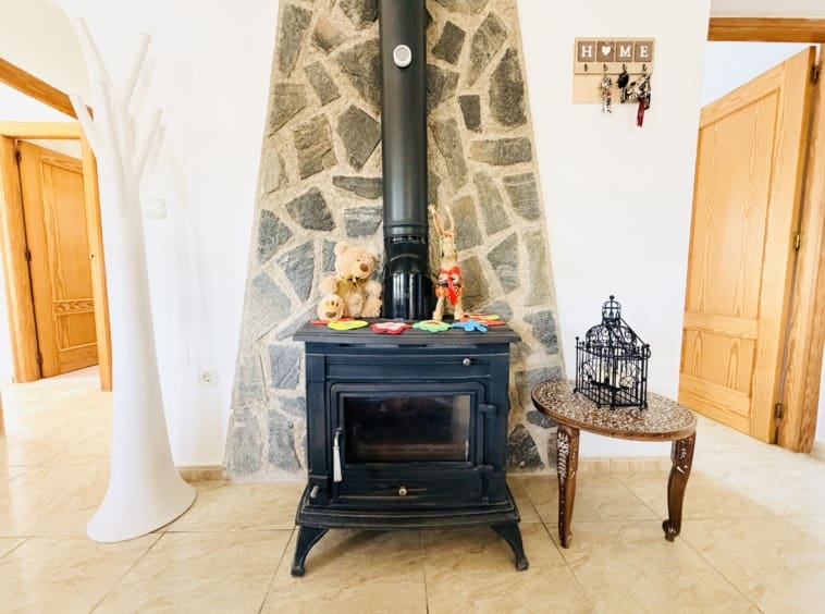 3 Zimmer Villa zu verkaufen in Valle del Sol mit Pool - 250.000 € (Ref: 9930044)
