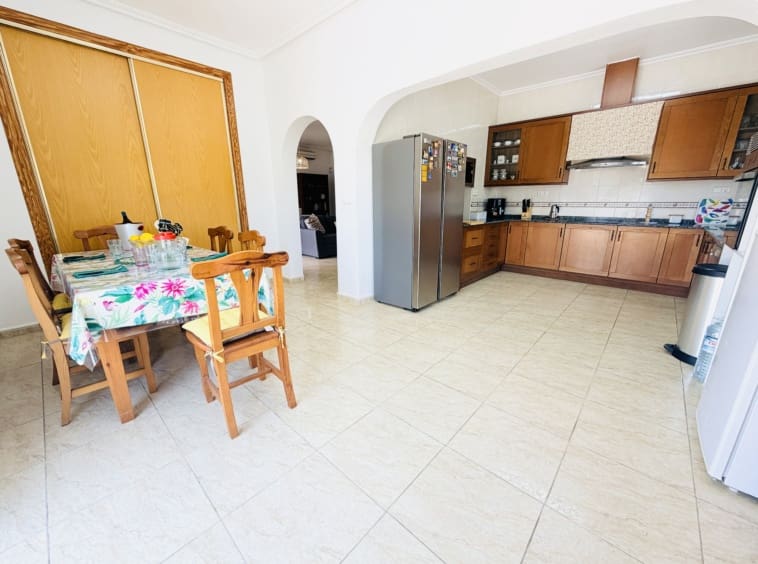 3 Zimmer Villa zu verkaufen in Valle del Sol mit Pool - 250.000 € (Ref: 9930044)