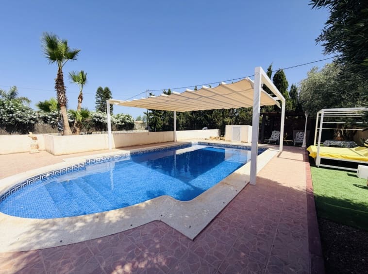 3 Zimmer Villa zu verkaufen in Valle del Sol mit Pool - 250.000 € (Ref: 9930044)