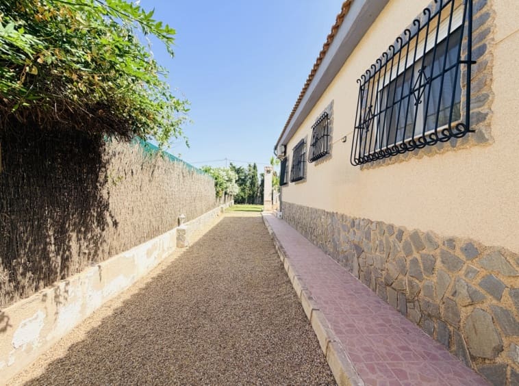 3 Zimmer Villa zu verkaufen in Valle del Sol mit Pool - 250.000 € (Ref: 9930044)