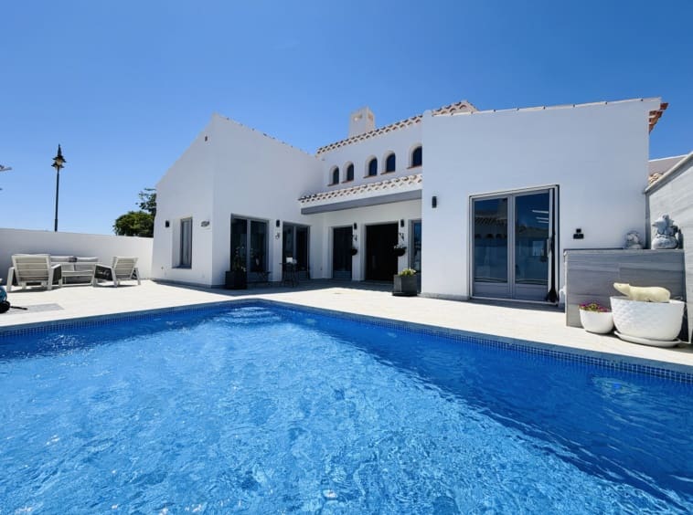 4 soverom Villa til salgs i El Valle Golf Resort med svømmebasseng - € 550 000 (Ref: 9950905)