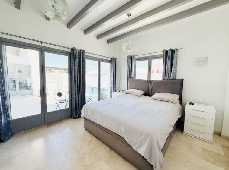 4 soverom Villa til salgs i El Valle Golf Resort med svømmebasseng - € 550 000 (Ref: 9950905)