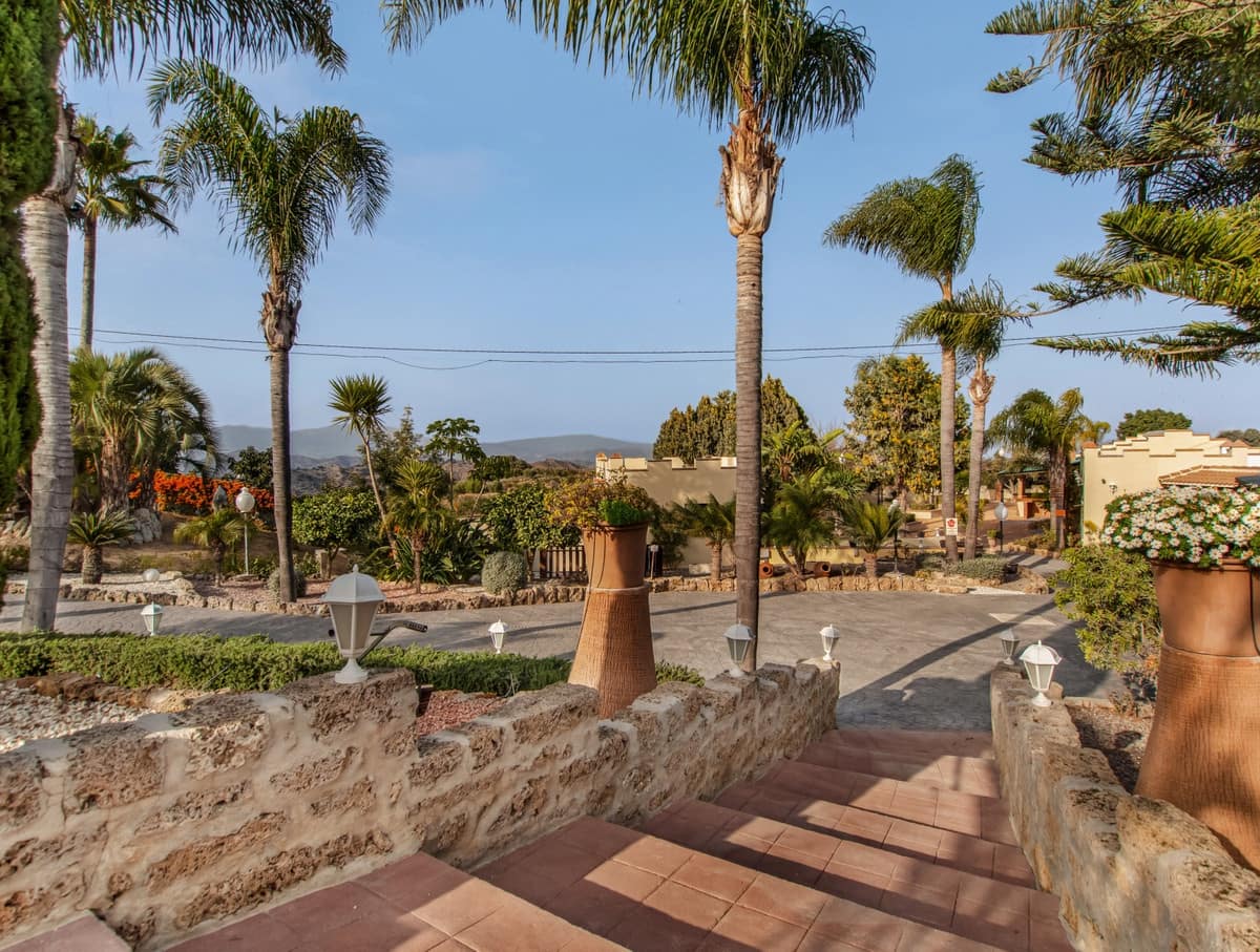 Hotel for sale in Coin with garage - € 1,575,000 (Ref: 6864194)