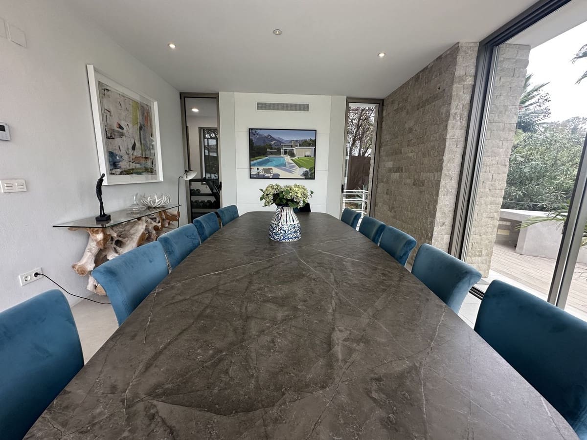 5 bedroom Villa for holiday rental in Nueva Andalucia with pool garage - € 6,000 (Ref: 6954986)