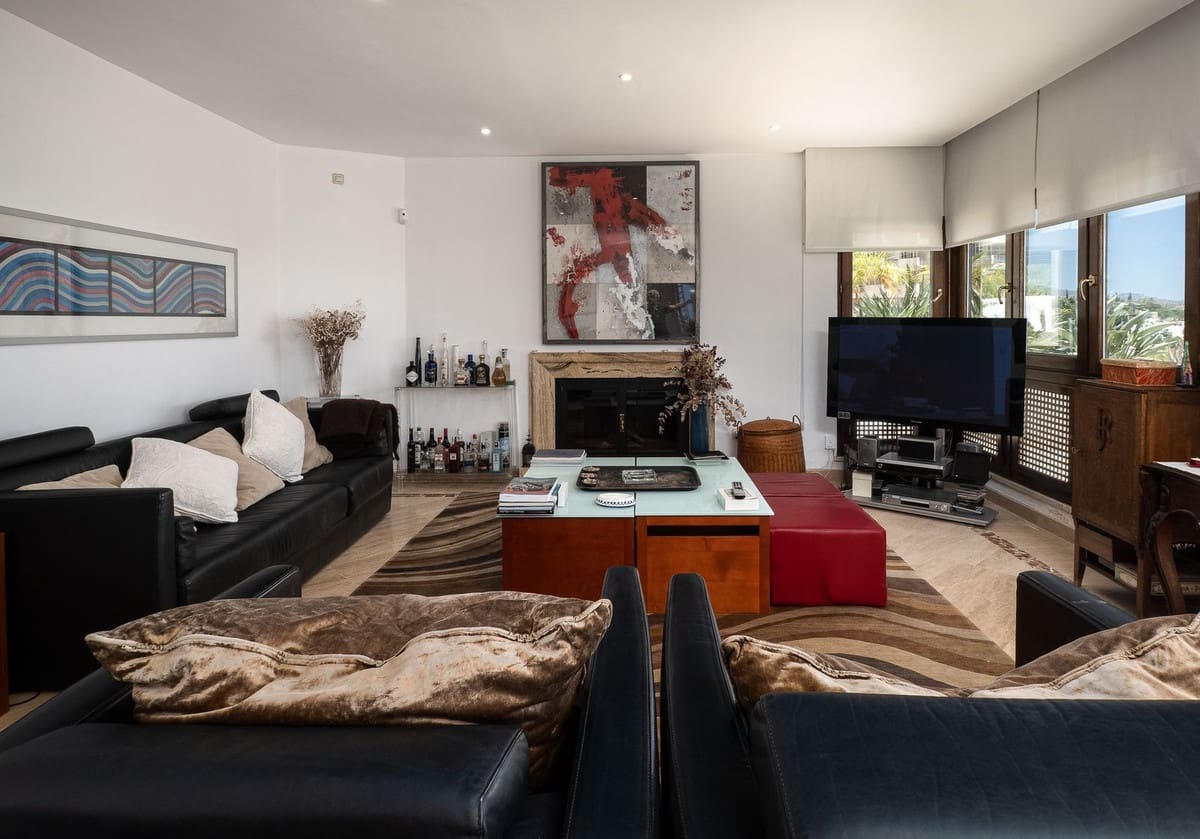 Ático de 2 habitaciones en Marbella en venta con piscina garaje - 1.200.000 € (Ref: 6993164)