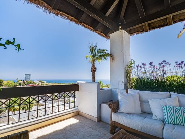 Ático de 2 habitaciones en Marbella en venta con piscina garaje - 1.200.000 € (Ref: 6993164)