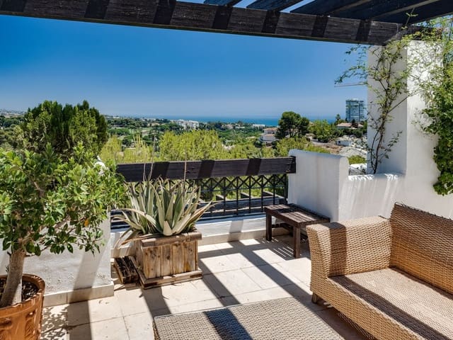 Ático de 2 habitaciones en Marbella en venta con piscina garaje - 1.200.000 € (Ref: 6993164)