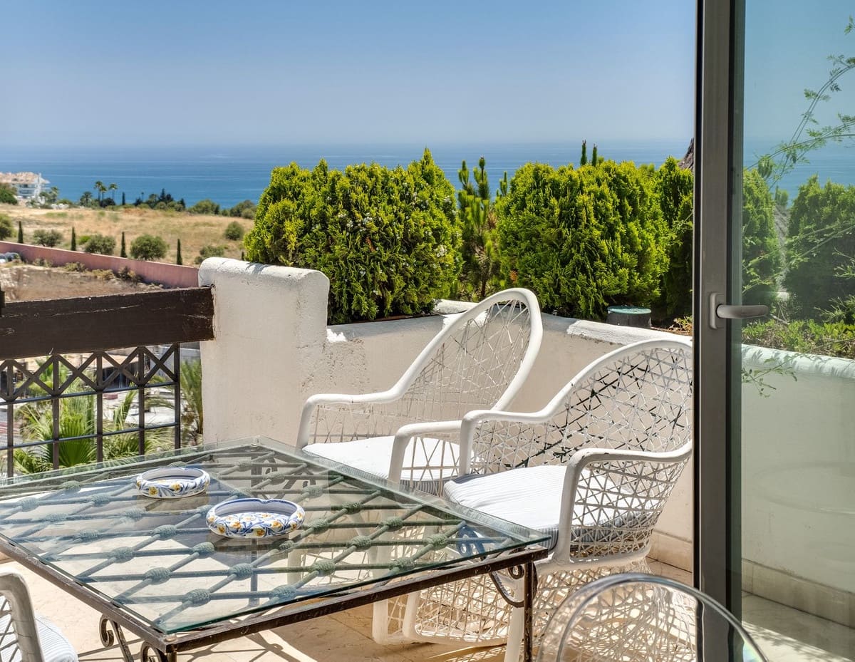 Ático de 2 habitaciones en Marbella en venta con piscina garaje - 1.200.000 € (Ref: 6993164)