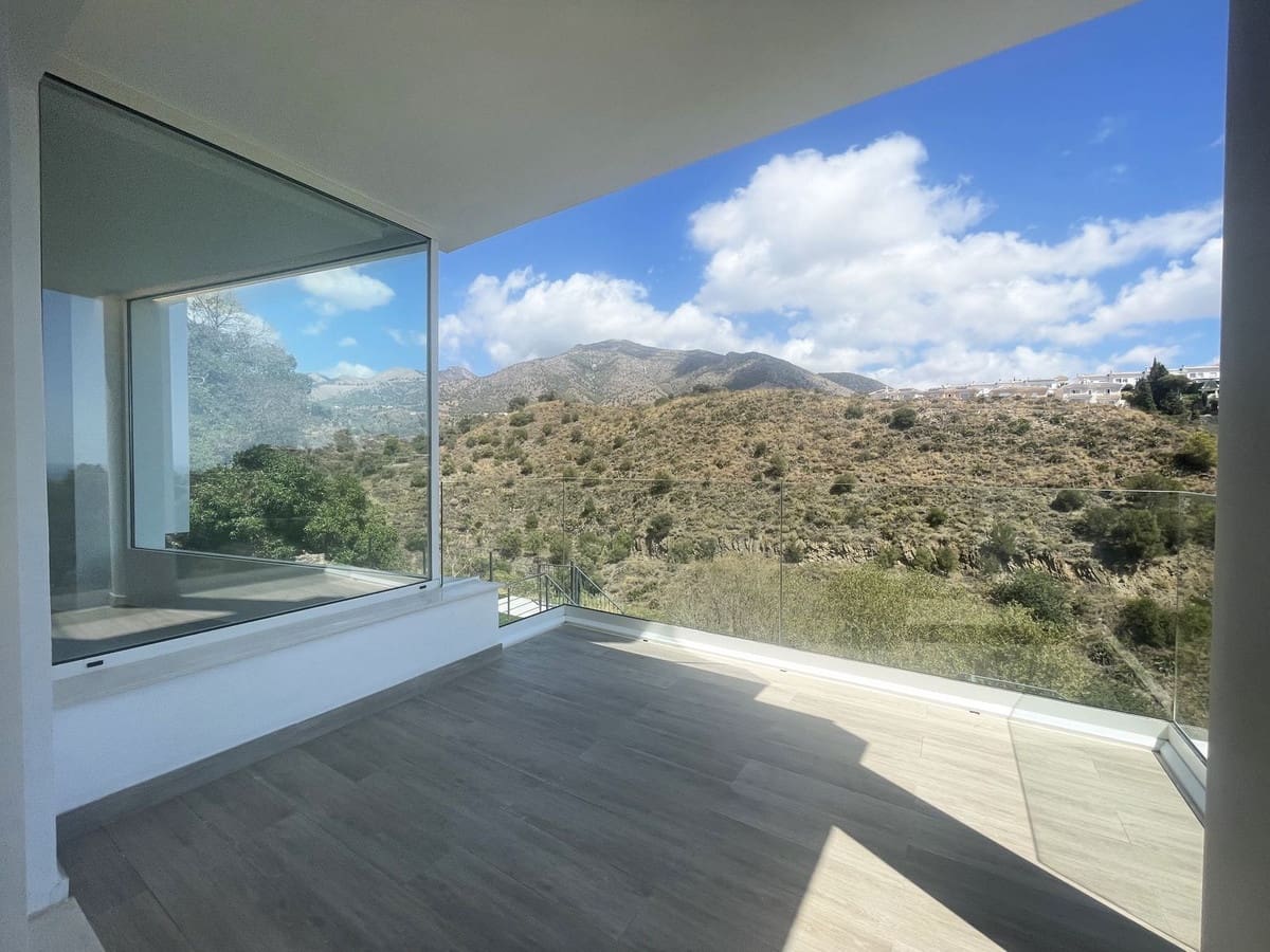 3 soverom Hus til salgs i Fuengirola med svømmebasseng - € 515 000 (Ref: 8777593)