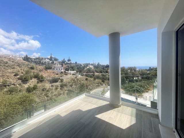 3 soveværelse Byhus til salg i Torreblanca, Fuengirola med swimmingpool - € 515.000 (Ref: 8777593)
