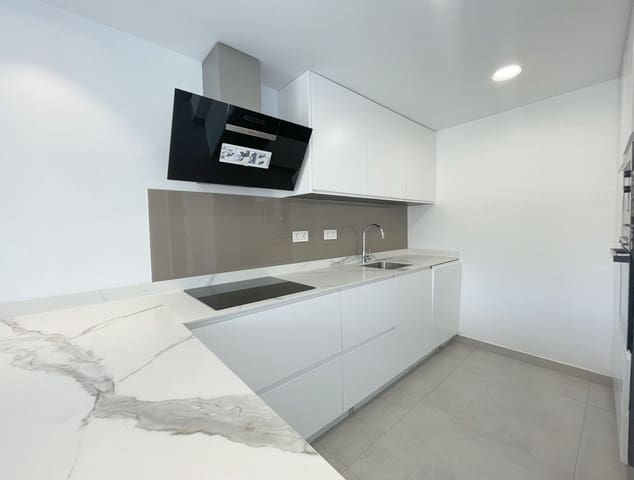 3 soveværelse Byhus til salg i Torreblanca, Fuengirola med swimmingpool - € 515.000 (Ref: 8777593)