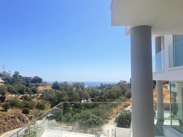 3 soveværelse Byhus til salg i Torreblanca, Fuengirola med swimmingpool - € 515.000 (Ref: 8777593)