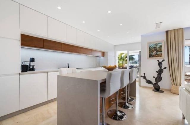 4 camera da letto Attico in vendita in Estepona con piscina garage - 1.190.000 € (Rif: 8780749)