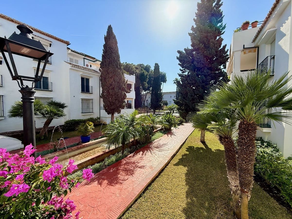 2 bedroom Apartment for sale in New Golden Mile with pool garage - € 455,000 (Ref: 8824309)