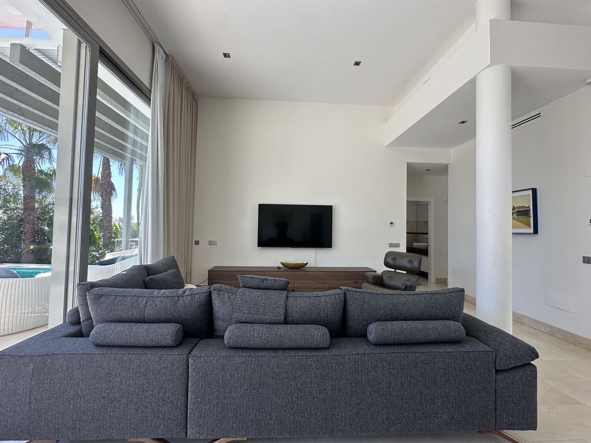 5 chambre Villa/Maison à vendre à Benahavis avec piscine garage - 2 150 000 € (Ref: 9388466)