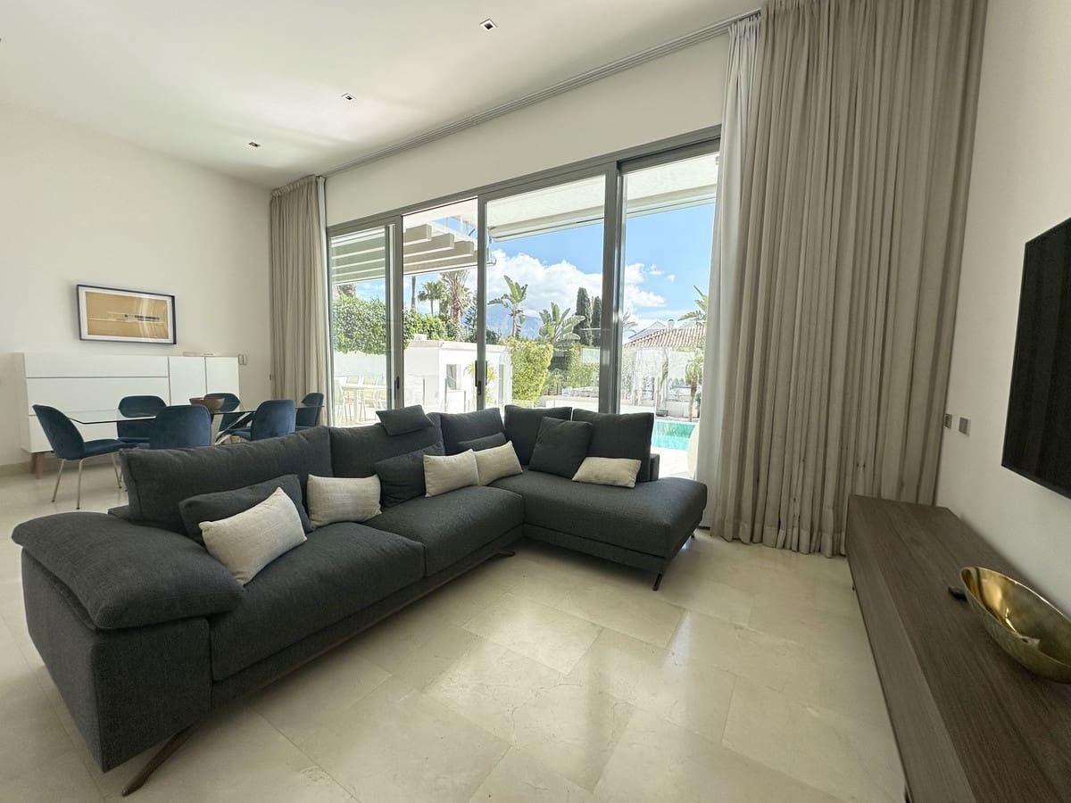 5 chambre Villa/Maison à vendre à Benahavis avec piscine garage - 2 150 000 € (Ref: 9388466)