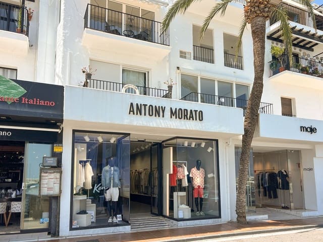 Apartamento Playa de 1 habitación en Puerto Banus, Marbella en alquiler - 2.400 € (Ref: 9388467)