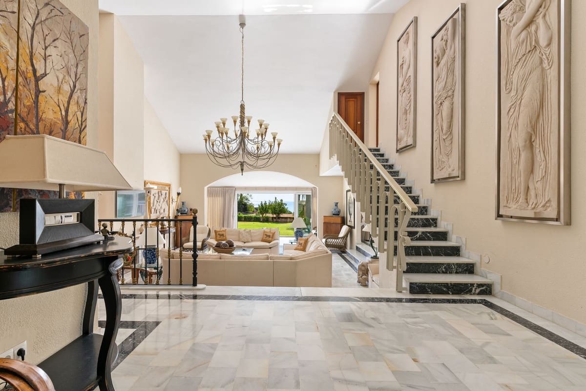 4 chambre Villa/Maison à vendre à Estepona avec piscine - 10 000 000 € (Ref: 9388470)