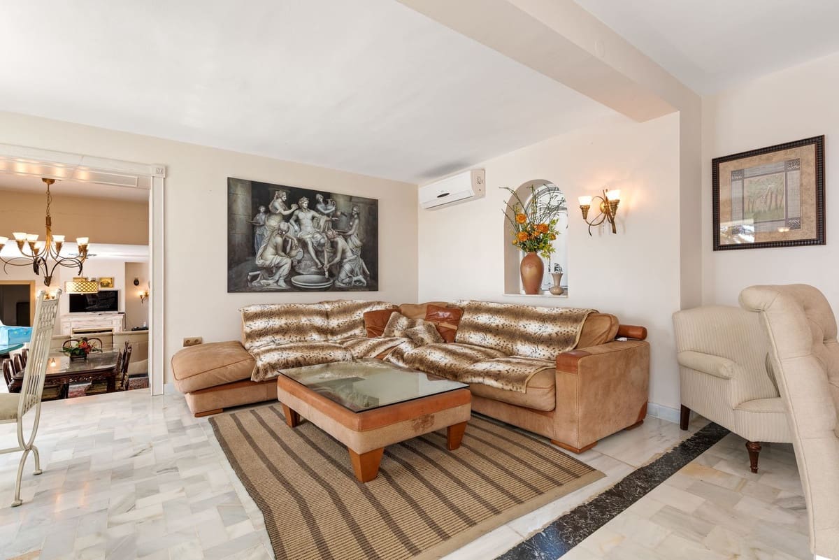 4 chambre Villa/Maison à vendre à Estepona avec piscine - 10 000 000 € (Ref: 9388470)