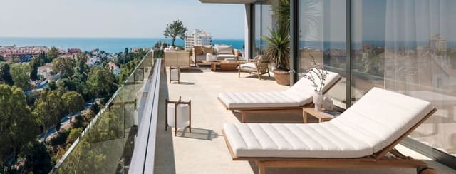 2 soverom Leilighet til salgs i Torreblanca, Fuengirola med svømmebasseng garasje - € 565 000 (Ref: 9388471)