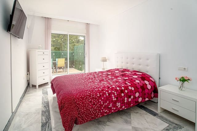 2 camera da letto Appartamento da affitare come casa vacanza in Nueva Andalucia, Marbella con piscina garage - 830 € (Rif: 9388483)