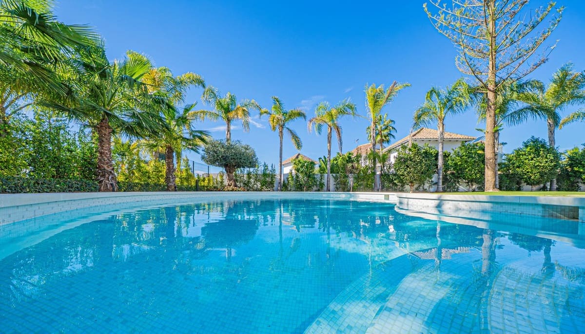 6 soverom Villa til salgs i Marbella med svømmebasseng garasje - € 6 400 000 (Ref: 9388484)