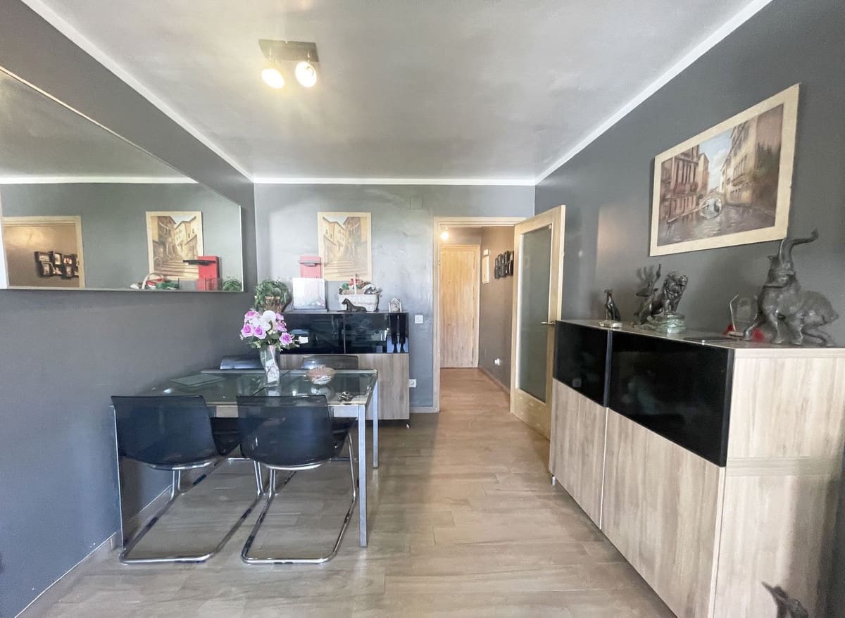 3 bedroom Apartment for sale in San Pedro de Alcantara - € 345,000 (Ref: 9405761)