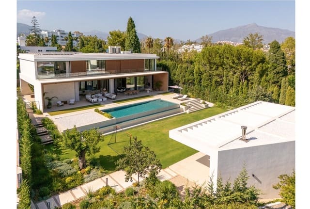 6 soveværelse Villa til salg i Guadalmina Alta, Marbella med swimmingpool garage - € 5.995.000 (Ref: 9448511)