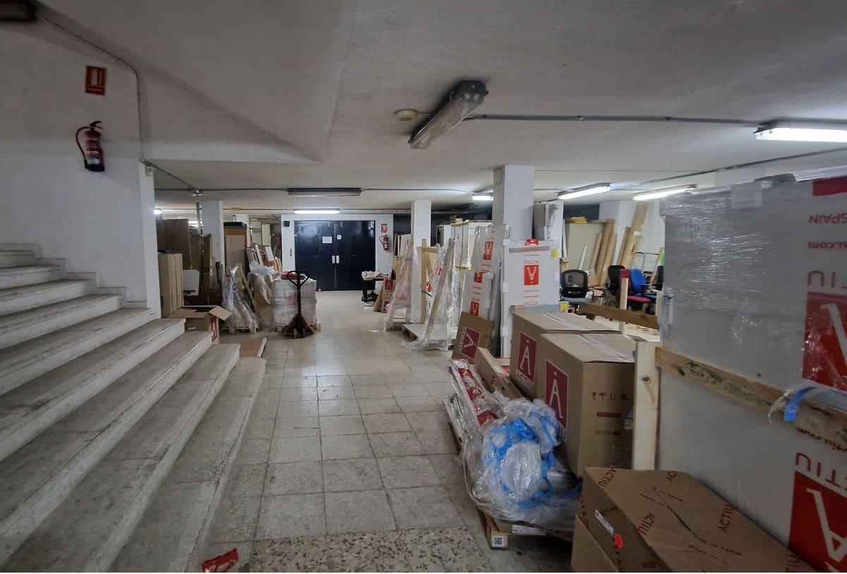 Commercial for sale in Marbella - € 5,000,000 (Ref: 9449935)