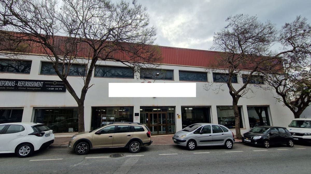 Commercial for sale in Marbella - € 5,000,000 (Ref: 9449935)