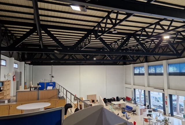 Kommersiell till salu i Marbella - 5 000 000 € (Ref: 9449935)