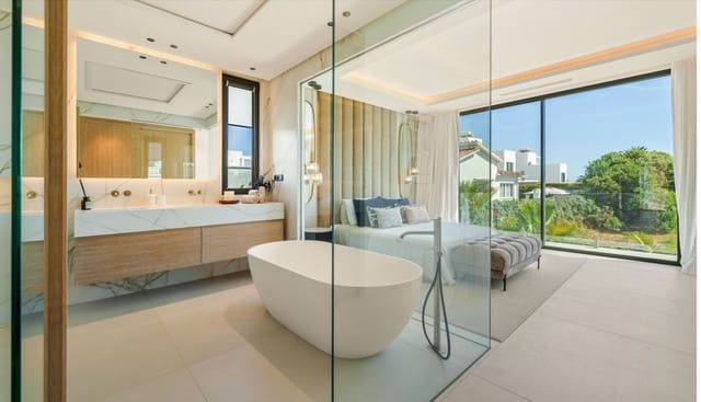 5 sovrum Villa till salu i San Pedro de Alcantara, Marbella med pool garage - 4 580 000 € (Ref: 9470729)