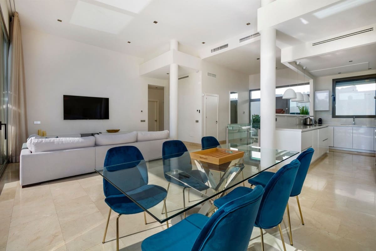 5 sypialnia Willa na kwatery wakacyjne w Benahavis z basenem garażem - 5 600 € (Ref: 9492754)