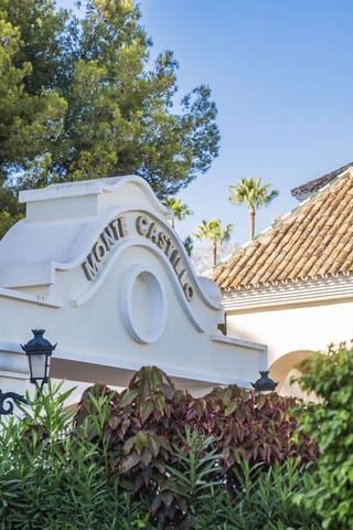 Apartamento de 3 habitaciones en Sierra Blanca, Marbella en venta con piscina garaje - 1.995.000 € (Ref: 9499520)