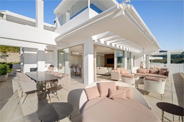 3 soverom Penthouse til salgs i Marbella med svømmebasseng garasje - € 2 995 000 (Ref: 9518086)