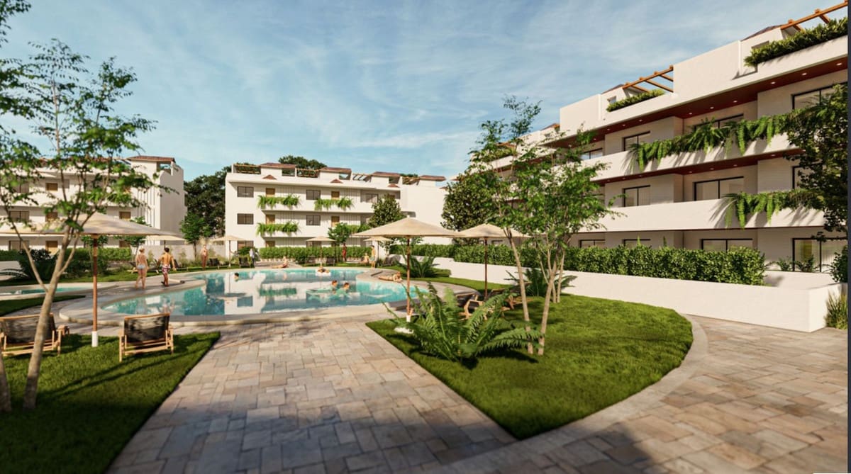 2 bedroom Apartment for sale in Riviera del Sol with pool garage - € 345,000 (Ref: 9542296)