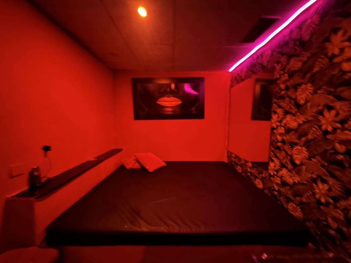 Restaurant/Bar for sale in Marbella with garage - € 650,000 (Ref: 9547122)