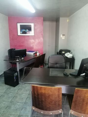 Kontor til salg i San Pedro de Alcantara, Marbella - € 88.000 (Ref: 9603456)