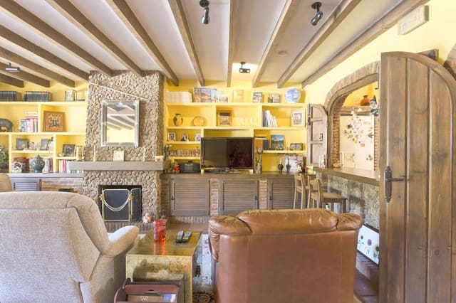 3 slaapkamer Huis te koop in Benahavís - € 375.000 (Ref: 9606369)