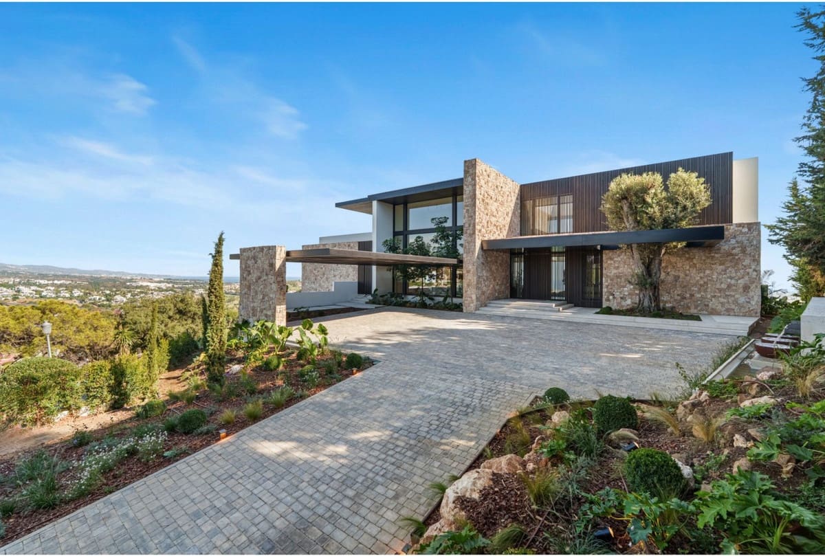 8 soverom Villa til salgs i Benahavis med svømmebasseng garasje - € 19 880 000 (Ref: 9623221)