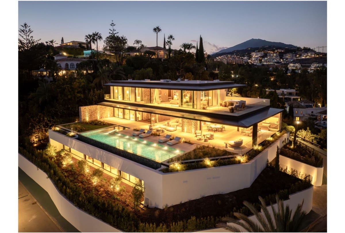 8 chambre Villa/Maison à vendre à Benahavis avec piscine garage - 19 880 000 € (Ref: 9623221)