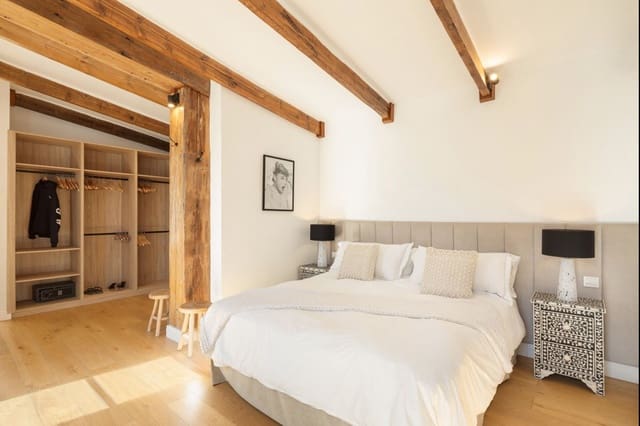 Chalet de 8 habitaciones en Guadalmina Alta, Marbella en venta con piscina garaje - 3.950.000 € (Ref: 9667189)