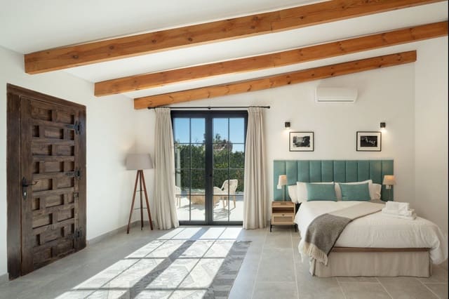 8 slaapkamer Villa te koop in Guadalmina Alta, Marbella met zwembad garage - € 3.950.000 (Ref: 9667189)